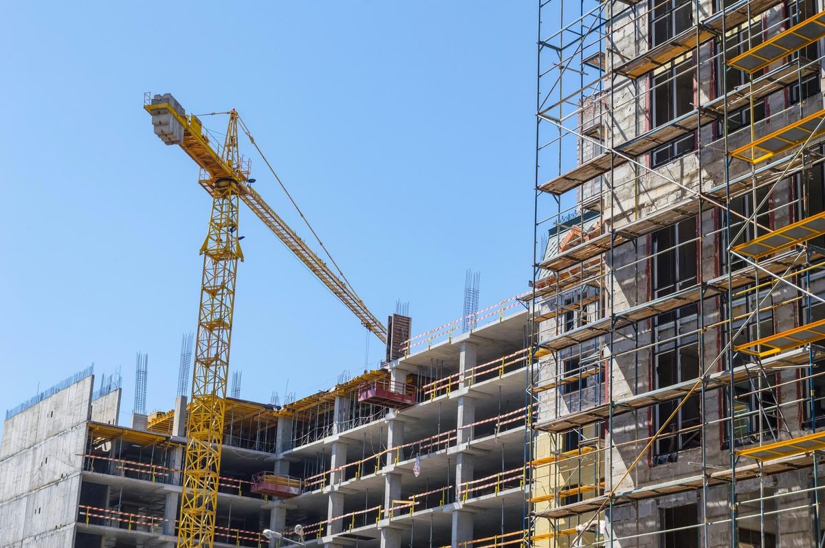 Obras públicas y privadas